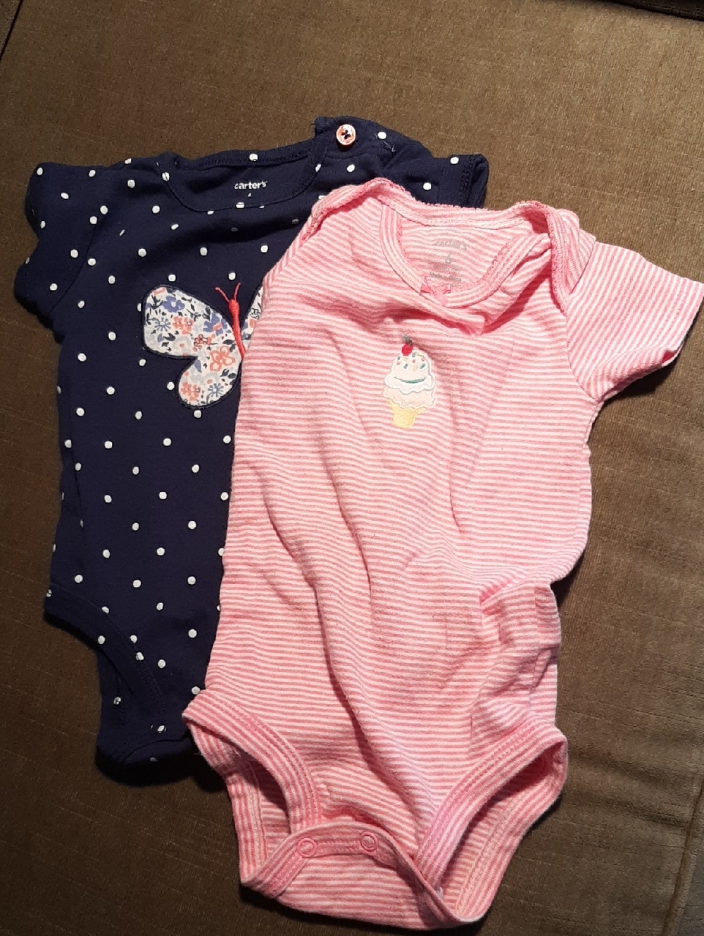 15 Assorted Onsies 6 Months And 6/9 Monthd - Picture 3 of 9